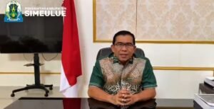 Bupati Simeulue Himbau Orang Tua Antar Anak Kesekolah di Hari Pertama Sekolah