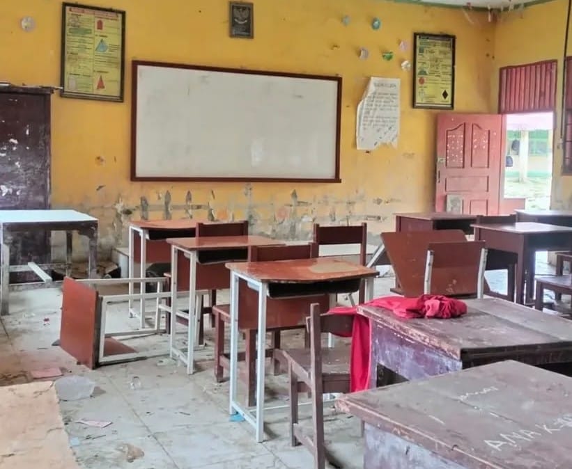 WhatsApp-Image-2026-07-14-at-14.17.57 Ruang Kelas SDN 1 Jabi-Jabi Memprihatinkan, Aktivis Mahasiswa Desak Pemkot Subulussalam Segera Bertindak