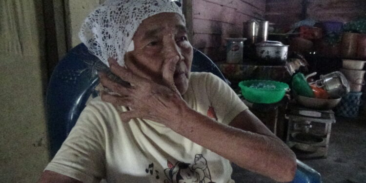 Nenek Emi Mengaku Sempat Diusir Saat Cari Botol Bekas di Acara HUT RI ke-81 Percut Sei Tuan