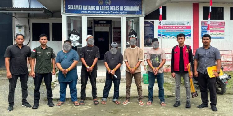Polres Simeulue Serahkan Tersangka Pemalsuan STNK dan Penadahan ke Kejaksaan