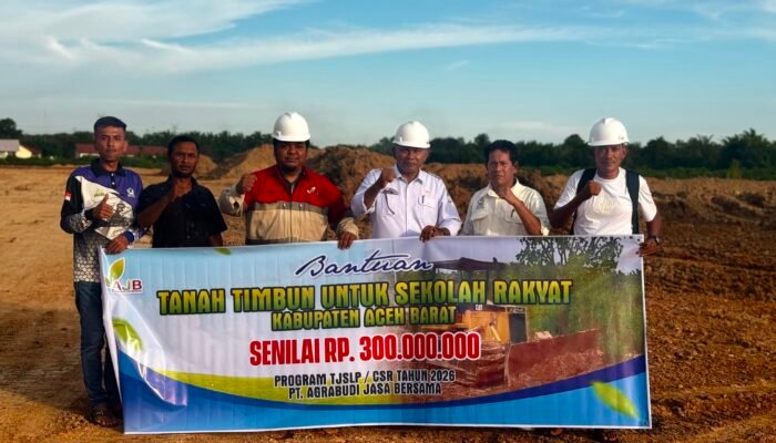 PT AJB Serahkan Tanah Timbun untuk Persiapan Lahan Sekolah Rakyat