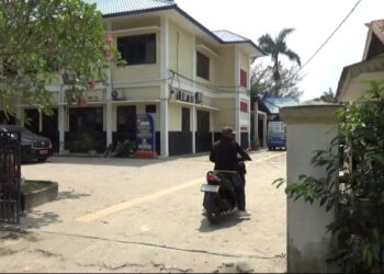 Kadis Dukcapil Deli Serdang Diam di Konfirmasi Vidio Viral Pelayanan di Belakang Kantor