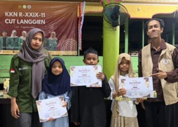 Mahasiswa KKN USK Gelar Festival Anak Sholeh di Gampong Cut Langien, Pidie Jaya