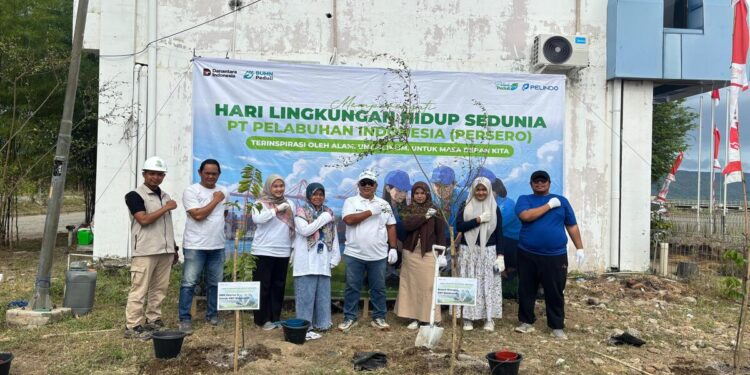 Pelindo Multi Terminal Malahayati dan INHUTANI Tanam Pohon Peringati Hari Lingkungan Hidup