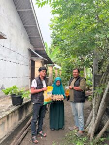 Muda Seudang Aceh Barat Salurkan Bantuan Sembako, Peringati Hari Damai Aceh ke-21