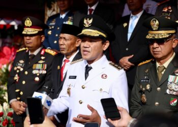 Wagub Aceh Fadhlullah pimpin upacara HUT RI ke-81 di Lapangan Blang Padang dan serukan jaga perdamaian