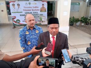 WhatsApp-Image-2026-08-17-at-17.57.45-300x225 Bupati Tarmizi Pacu Pembenahan RSUD Cut Nyak Dhien, PT Mifa Salurkan CSR Rp9,6 Miliar