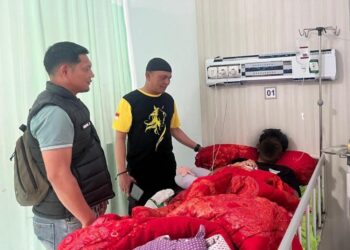 Polisi Bener Meriah jenguk korban penganiayaan pelajar di RS Datu Beru Takengon