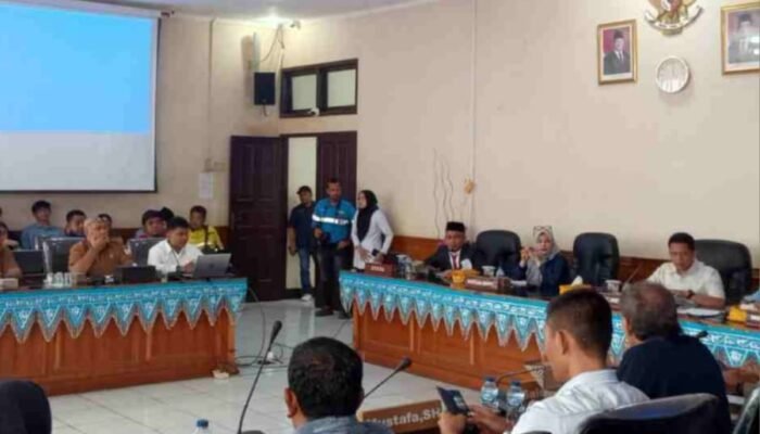 Jangan Rusak Indatu Kami, Warga Meureubo Desak DPRK Periksa Aktivitas Tambang