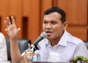 Wakil Gubernur Aceh Fadhlullah saat pimpin rapat koordinasi bersama jajaran SKPA pada Rabu (26/8). (Dok.Ist)
