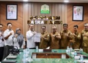 Foto bersama Pemerintah Aceh dengan Badan Pemeriksa Keuangan RI. (Dok.Ist)