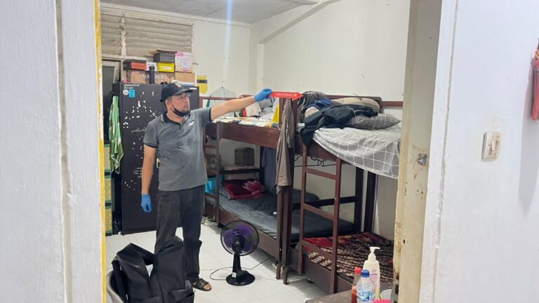 Polisi olah TKP di asrama mahasiswa USK Banda Aceh