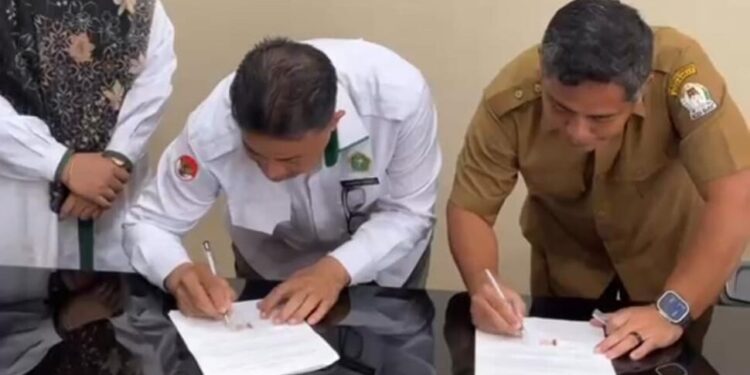 MAN 1 Aceh Barat Gandeng DLH Perkuat Program Sekolah Peduli Lingkungan