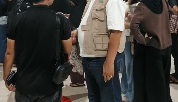 Anggota DPRA Aceh Iskandar Turun Lapangan, KMP Teluk Sinabang Akhirnya Berangkat ke Simeulue