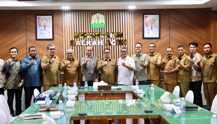Plt Sekda Aceh Bahas Pengembangan KEK Arun Bersama Pemangku Kepentingan