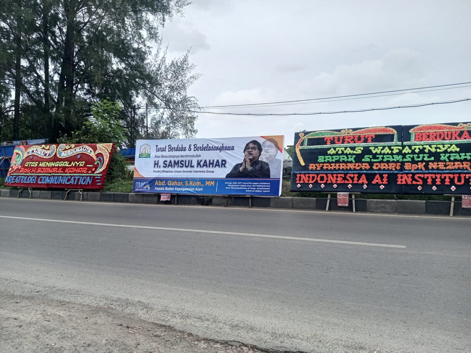Berbagai ucapan bela sungkawa dari berbagai kalangan untuk almarhum dan keluarga yang ditinggalkan. (TubinNews/Zulfa Dillah)