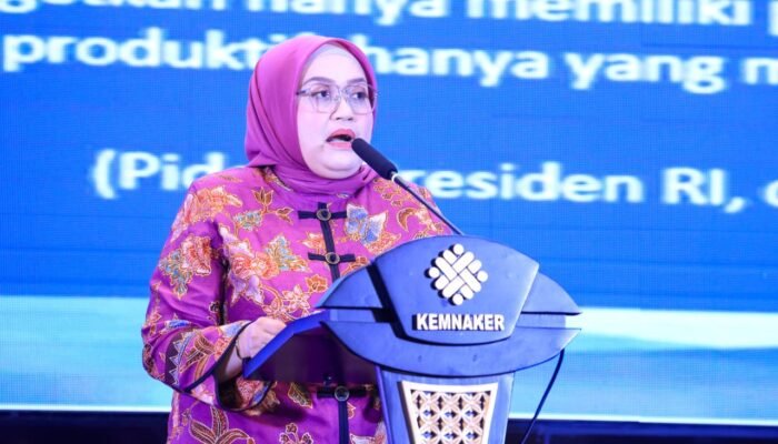 Kemnaker: Pekerja Perlu Pahami Hak dan Kewajiban Sebelum Menandatangani Perjanjian Kerja