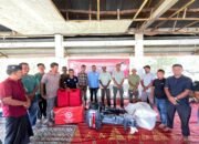 Jamaluddin Idham salurkan bantuan mesin kapal dan alat tangkap untuk nelayan Nagan Raya