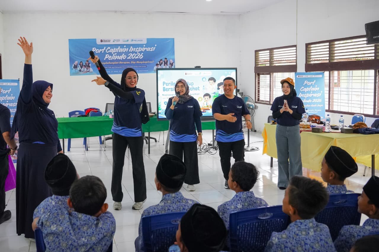 WhatsApp-Image-2026-09-18-at-12.45.18 Relawan Port Inspirasi Pelindo 2026 Kenalkan Dunia Kepelabuhanan kepada Siswa SMPN 1 Aceh Jaya