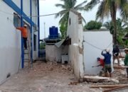 Pekerja Renovasi Puskesmas Tanjung Rejo Tanpa APD