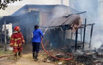 Api Hanguskan Dua Bangunan Kayu di Lambaro Aceh Besar