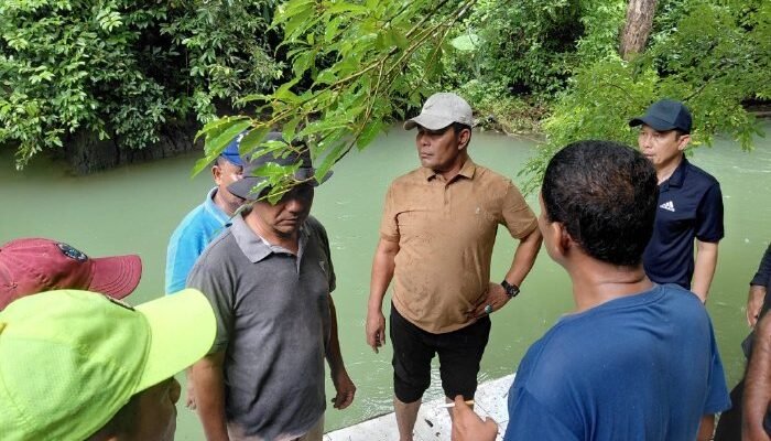 Bupati Aceh Besar Tinjau Sumber Air Alue Ijo, Distribusi Air Leupung Terganggu