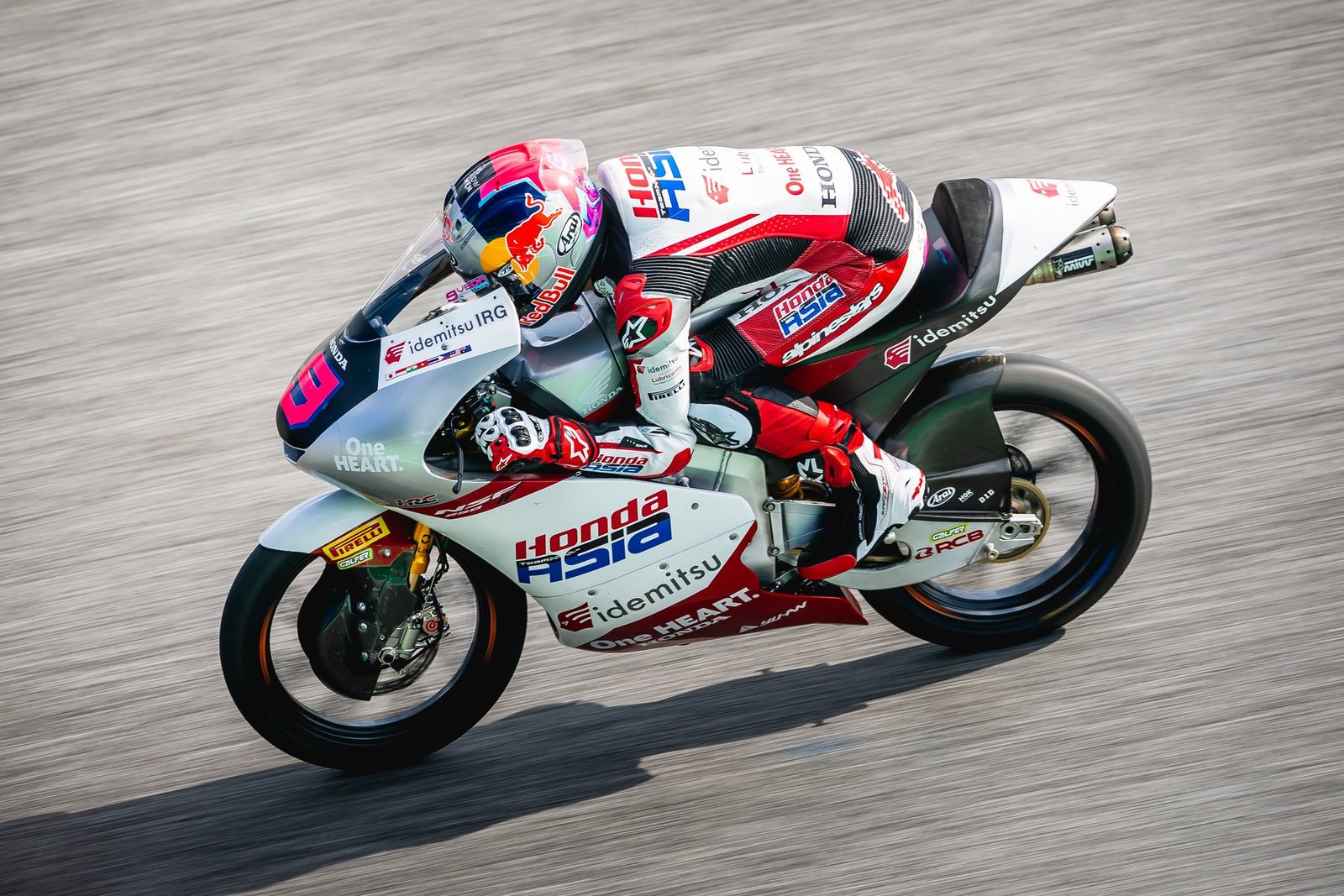Veda Ega Pratama pembalap nomor 9 asal Indonesia. (Dok. Honda Team Asia)