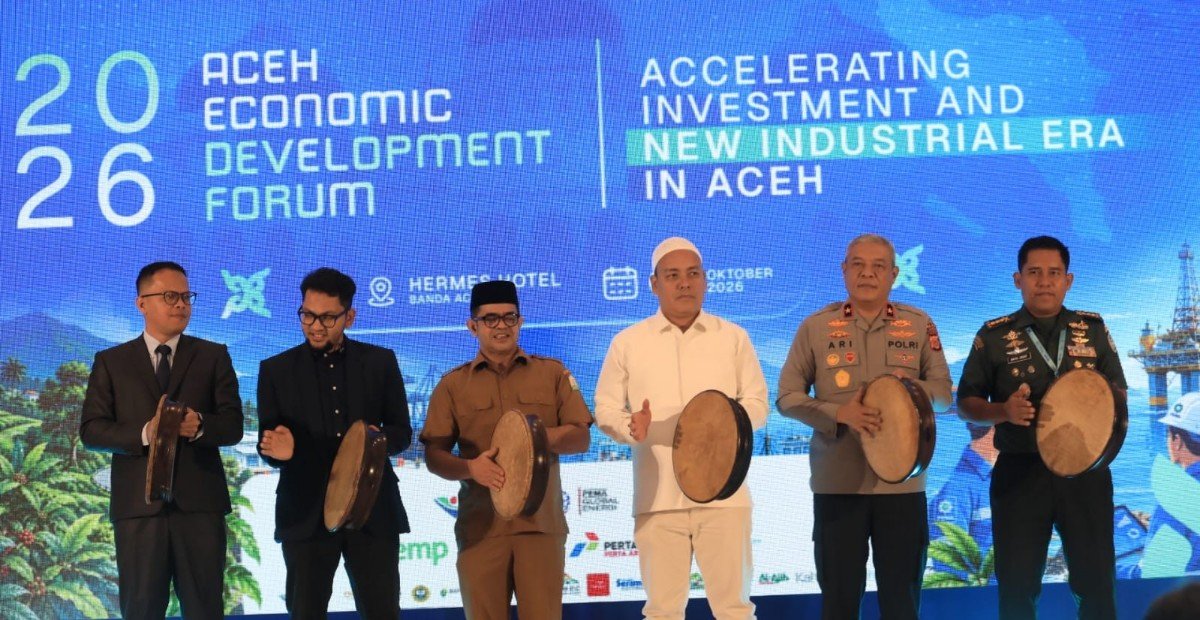 Pembuka kegiatan dengan tapuk gendang kulit. (Dok. Ist)