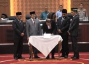 Plt Sekda Aceh dan Pimpinan DPRA Sepakati KUA-PPAS Aceh 2027