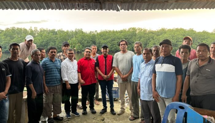 Jamaluddin Idham Serap Aspirasi Nelayan Gosong Telaga Aceh Singkil