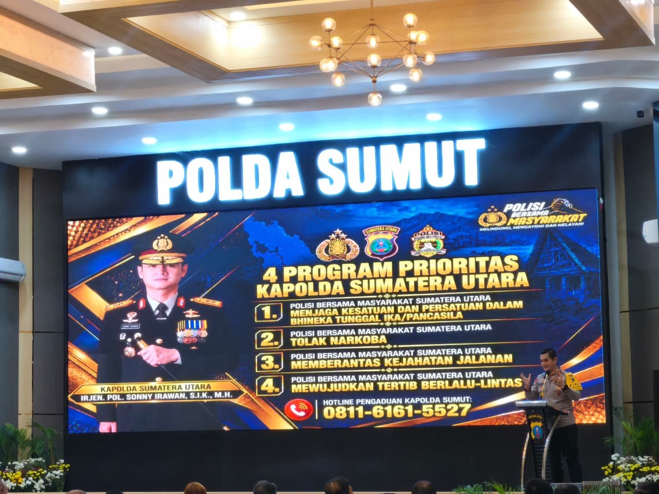 Kapolda Sumatera Utara Irjen Pol. Sonny Irawan menerangkan empat program prioritas kepada para personil. (Dok. Humas Polda Sumut)