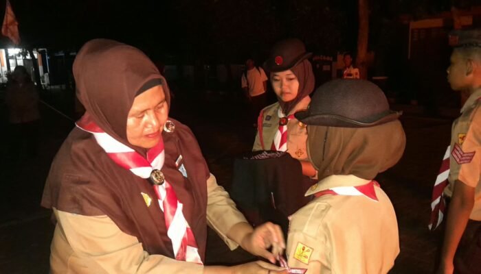 SMPN 3 Percut Sei Tuan Gelar Persami dan Lantik Anggota Pramuka, Silat, serta Paskibra