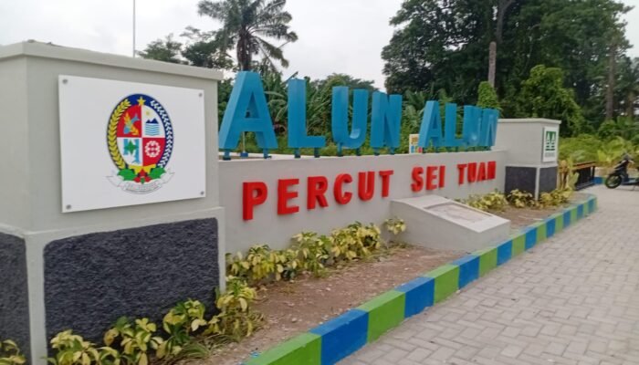Wartawan Mengaku Dianiaya di Alun-Alun Kantor Camat Percut Sei Tuan Saat Bersama Anak