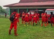 Petugas melakukan persiapan sebelum terjun kelapangan. (Dok. Kementerian Kehutanan)