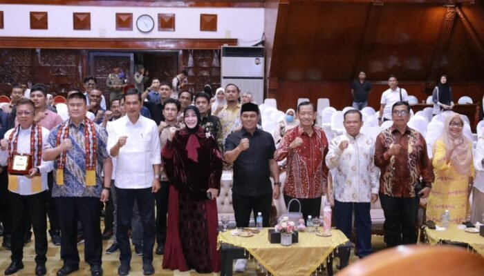 Syech Muharram Dorong Pers Profesional dan Berimbang